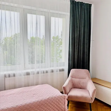 Apartment Moon River In Premium Location Close To Metro