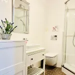 Apartment Moon River In Premium Location Close To Metro Warsaw