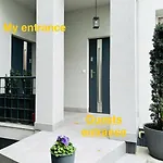 Apartment Moon River In Premium Location Close To Metro *